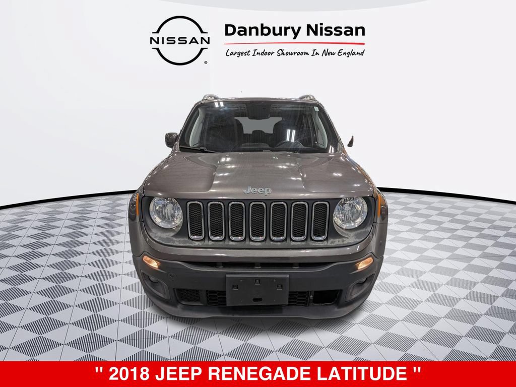 Used 2018 Jeep Renegade Latitude w/ Cold Weather Group AWD/4WD image 9