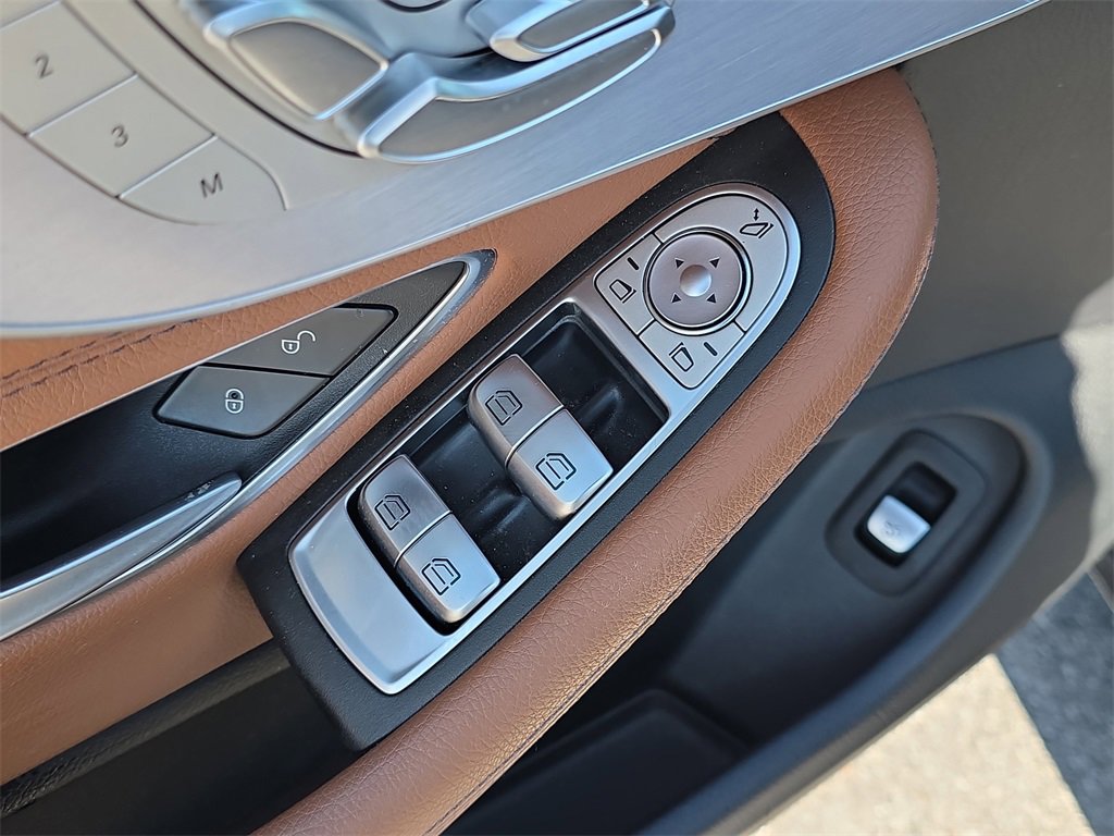 Used 2021 Mercedes-Benz C 300 Cabriolet image 20