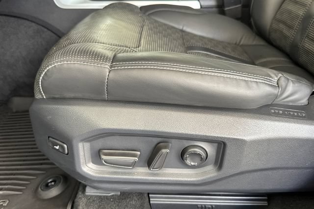 Used 2025 Toyota Tundra Capstone AWD/4WD image 13