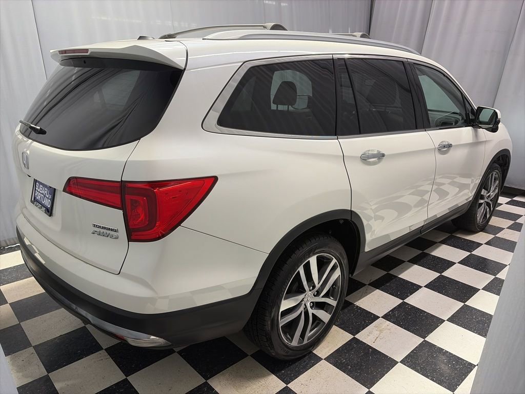 Used 2016 Honda Pilot Touring image 4