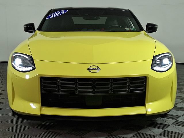 Used 2024 Nissan Z Performance w/ Floor Mat Package RWD image 5