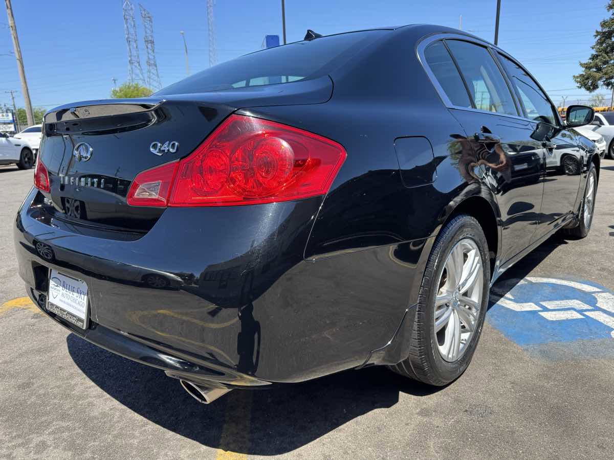 Used 2015 INFINITI Q40 AWD w/ Navigation Package image 5