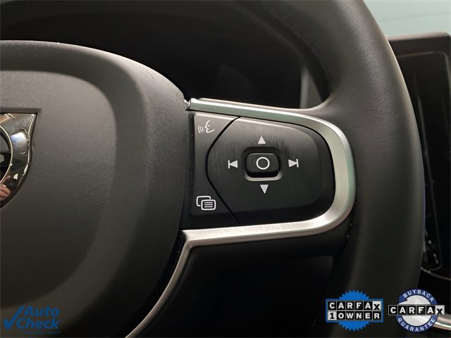 Used 2025 Volvo XC60 B5 Core image 29