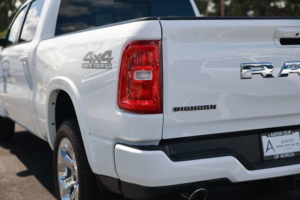 New 2026 RAM 1500 4x4 Crew Cab image 10