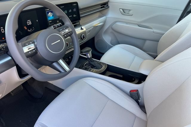 New 2026 Hyundai Kona SE FWD image 9