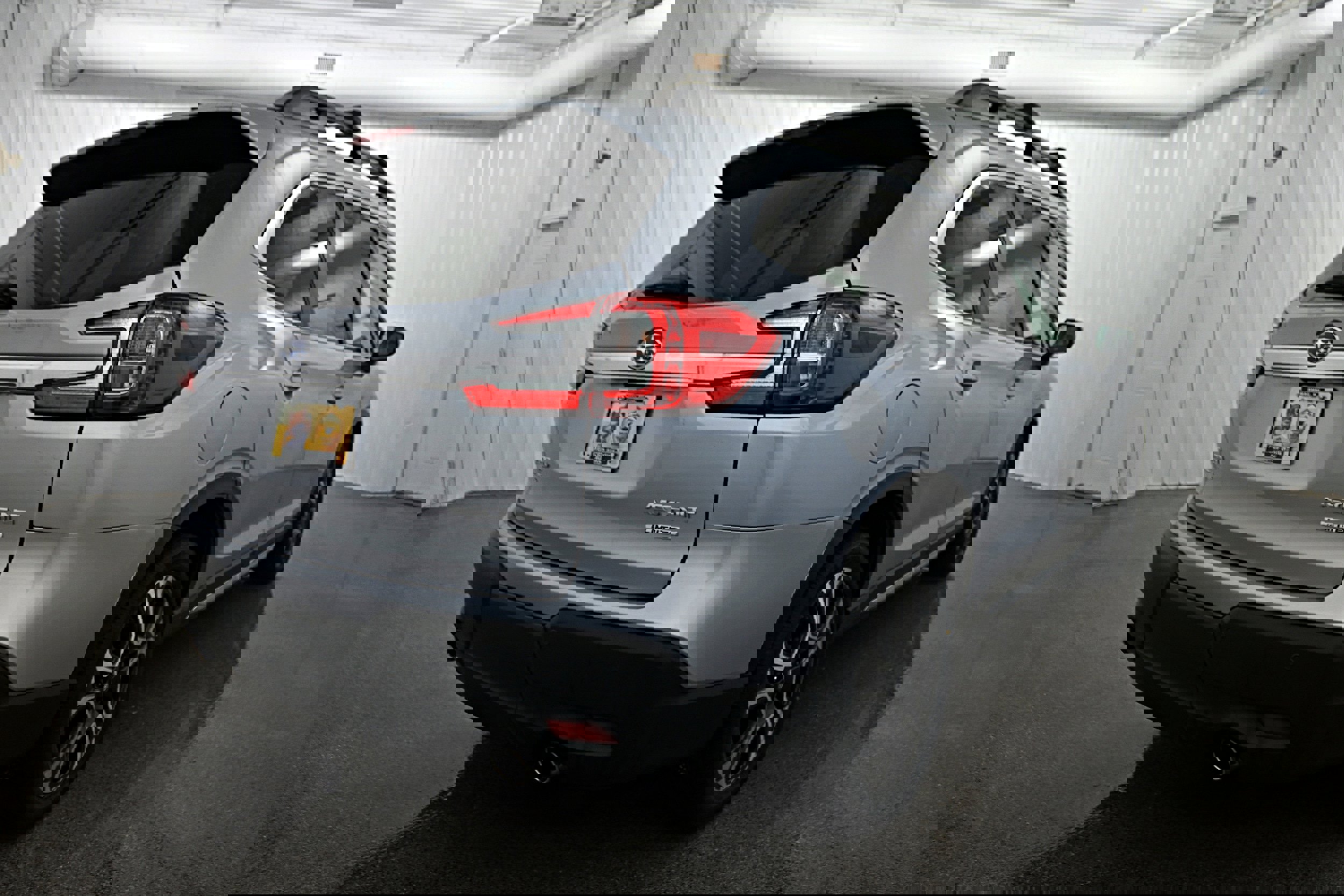 Used 2023 Subaru Ascent Limited image 37