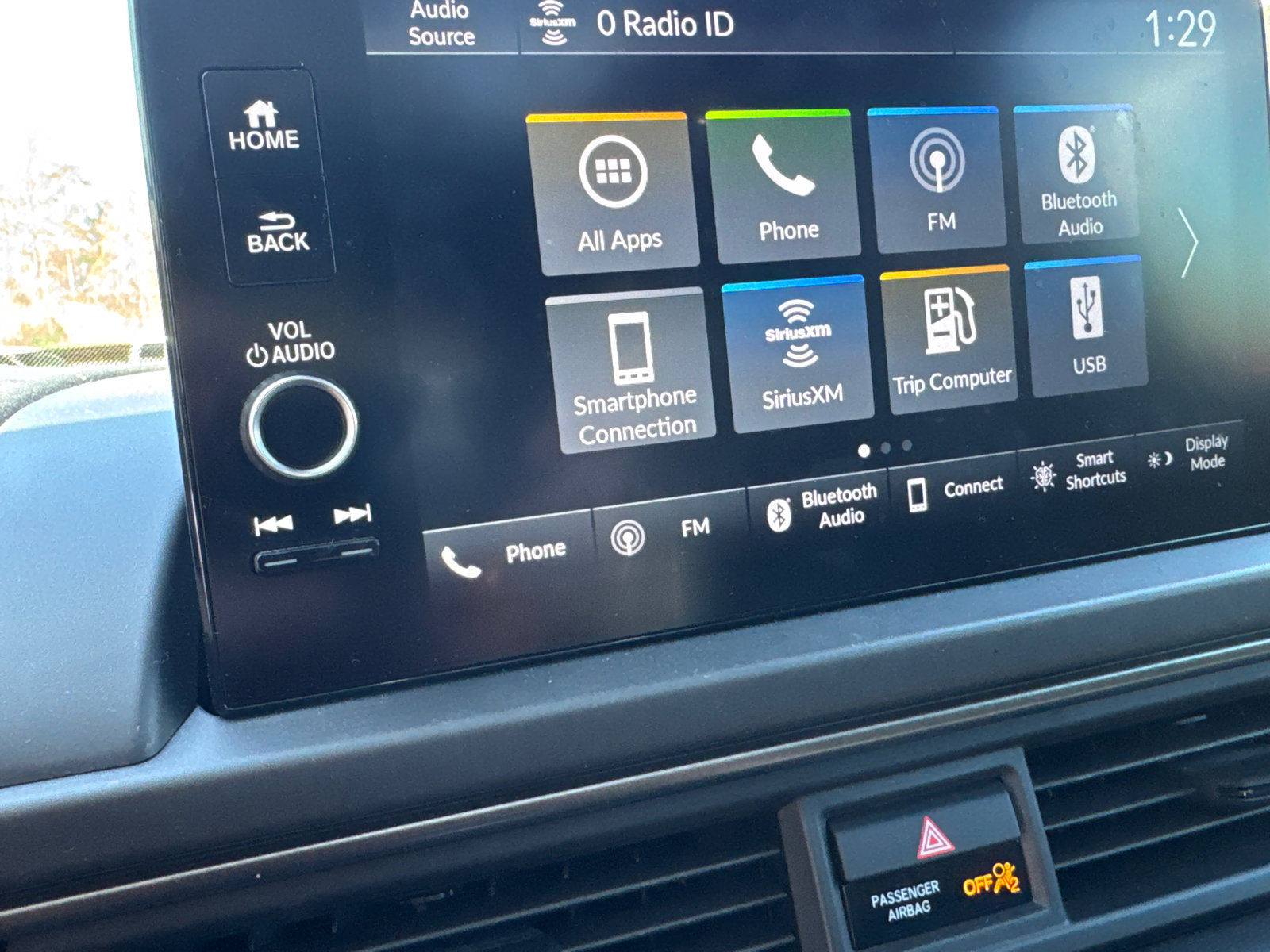 Used 2025 Honda Pilot TrailSport image 31
