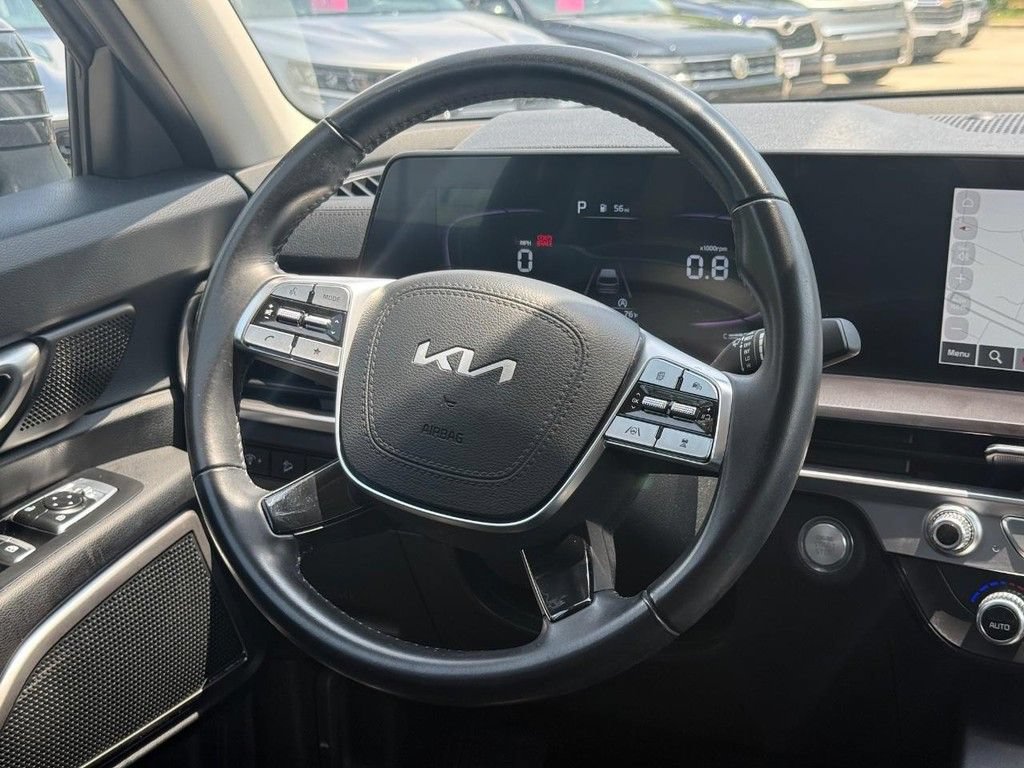 Used 2024 Kia Telluride LX FWD image 14