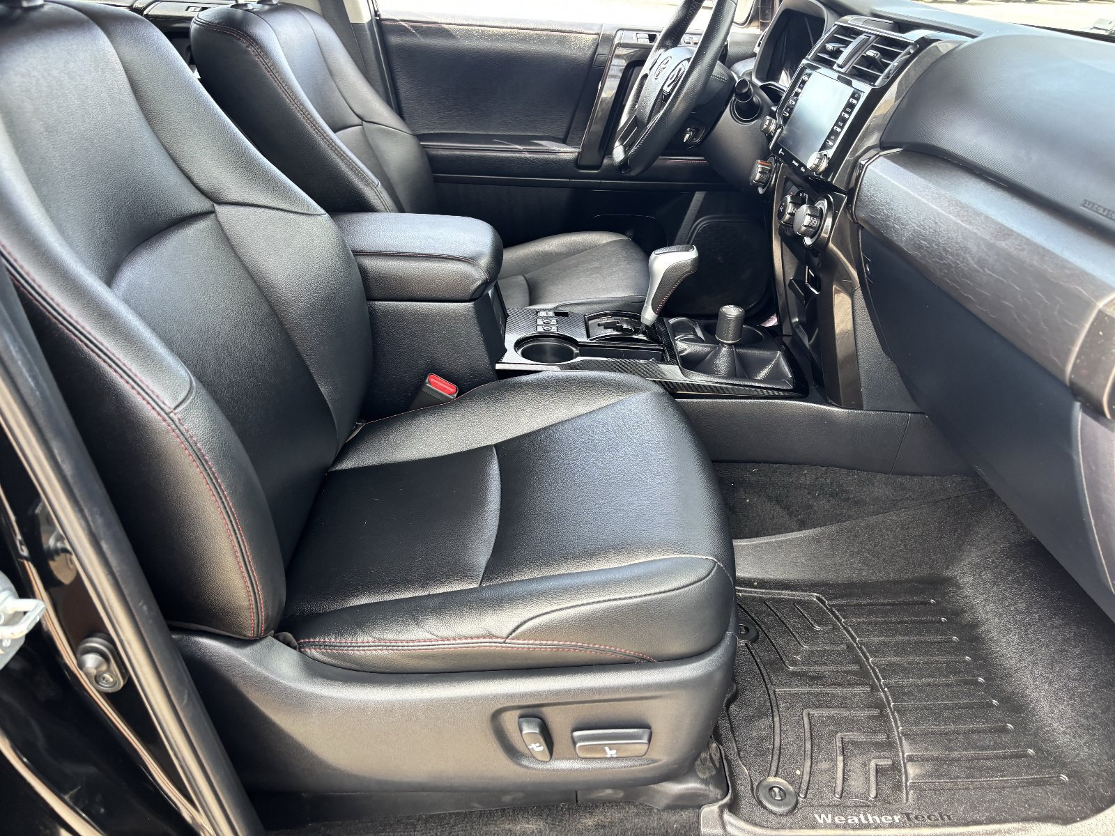 Used 2021 Toyota 4Runner TRD Off-Road Premium AWD/4WD image 12