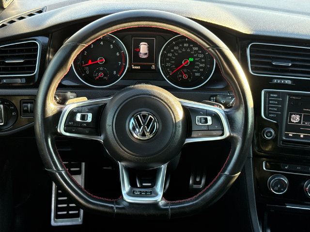 Used 2016 Volkswagen GTI SE w/ Lighting Package (SEL) FWD image 15