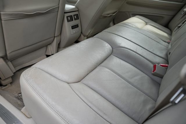 Used 2007 Cadillac DTS Luxury I w/ Trunk Convenience Package FWD image 32