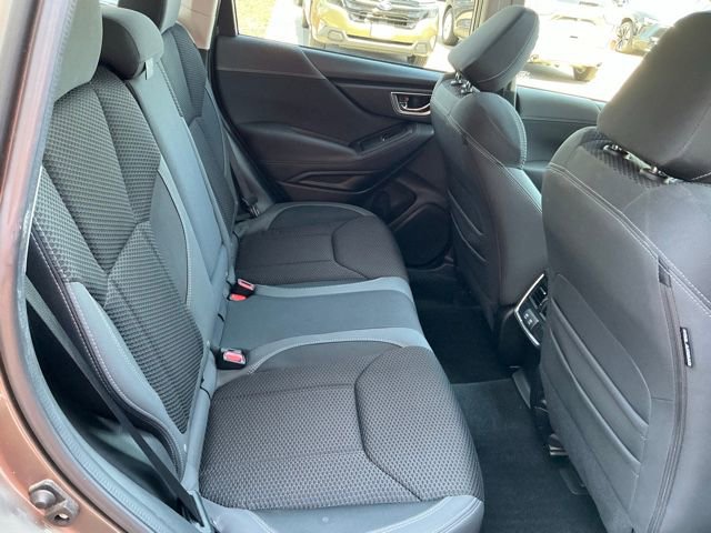 Used 2019 Subaru Forester Premium image 17