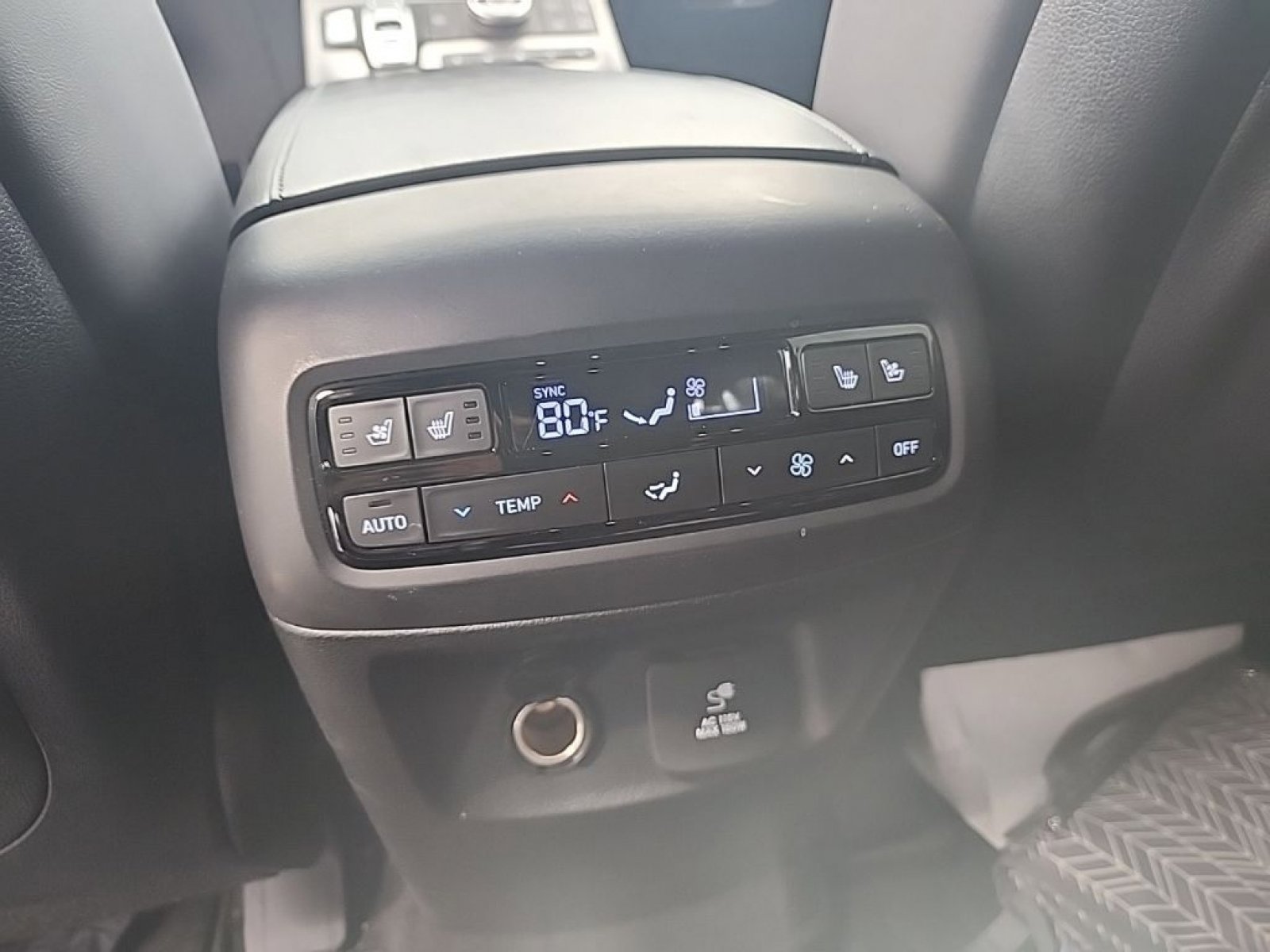 Used 2024 Hyundai Palisade Calligraphy image 18