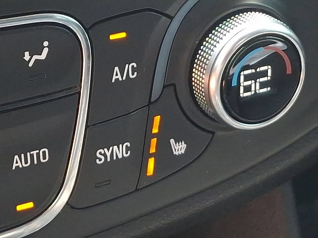 Certified 2021 Chevrolet Traverse RS AWD/4WD image 26