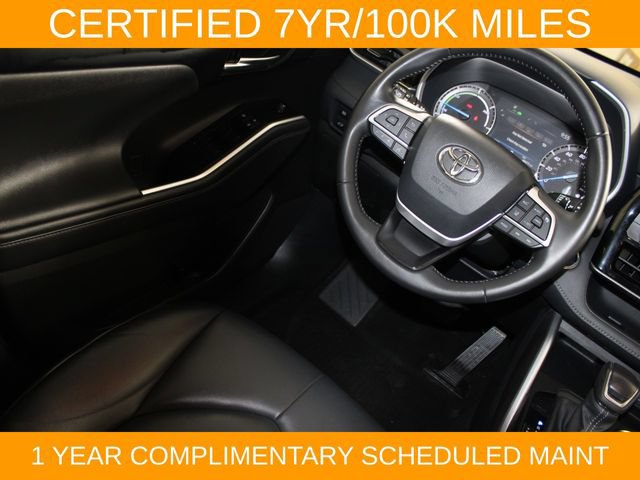 Used 2022 Toyota Highlander XLE AWD/4WD image 18