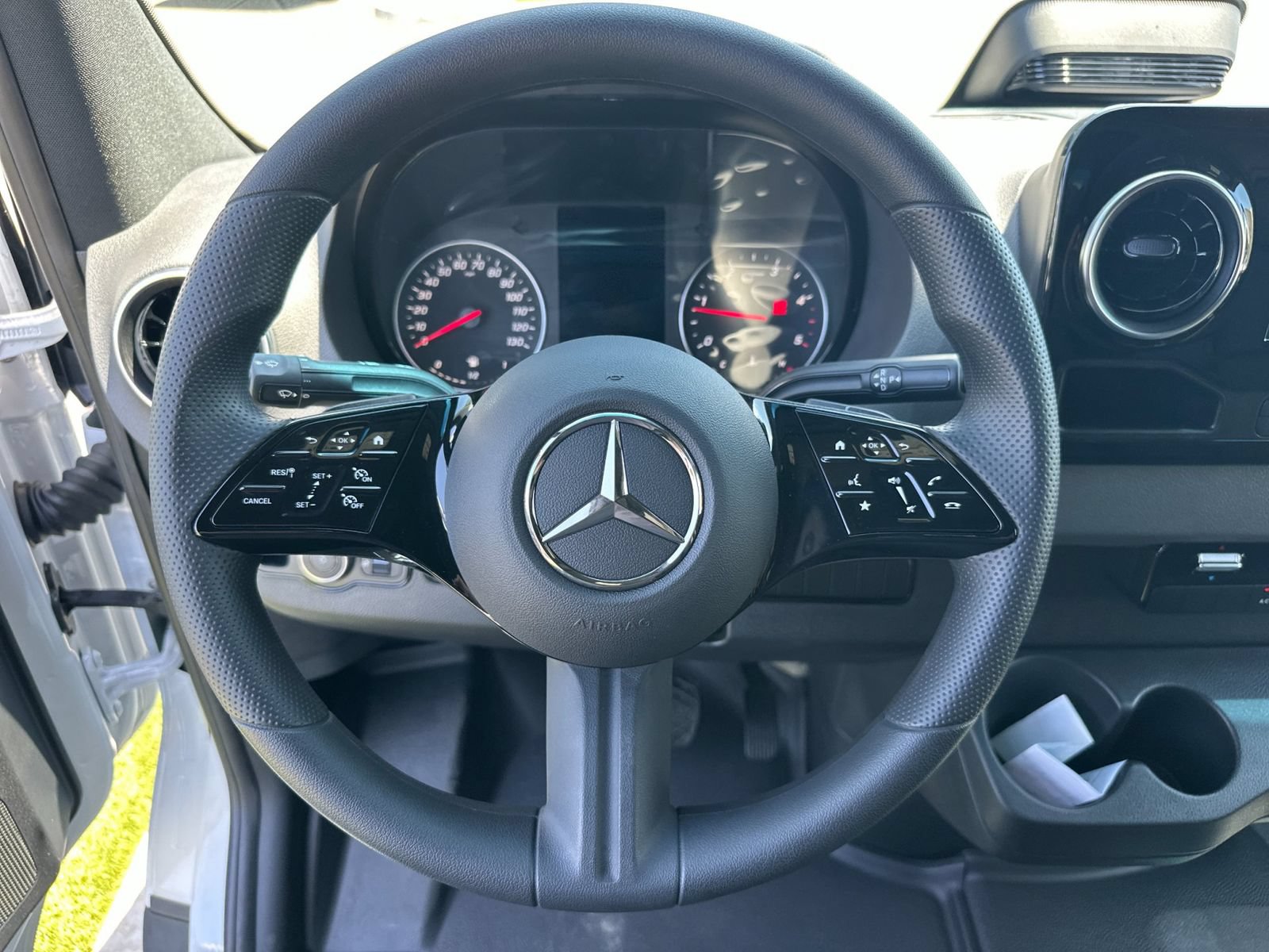 New 2025 Mercedes-Benz Sprinter 2500 image 14