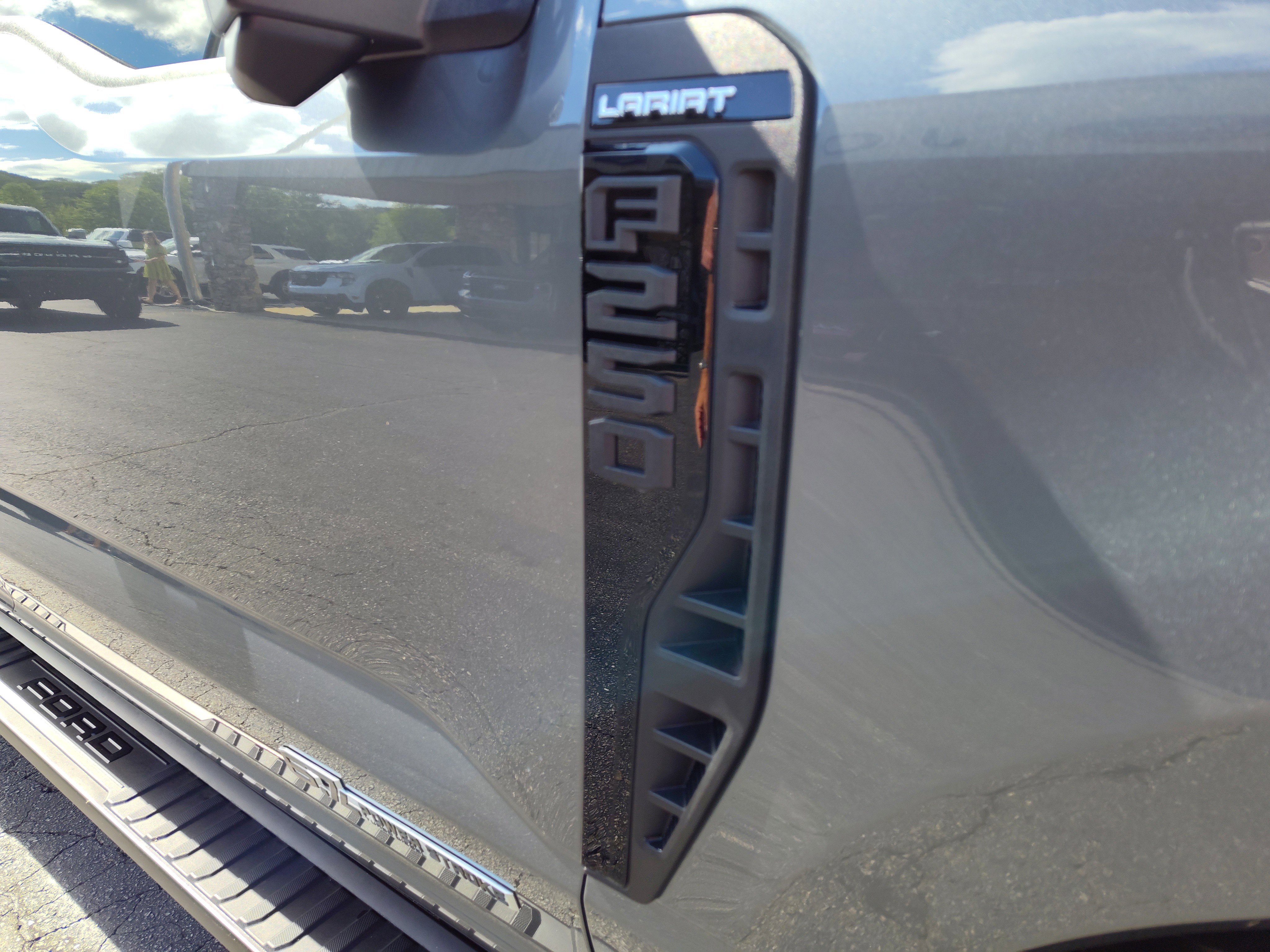 Used 2024 Ford F250 Lariat w/ Lariat Ultimate Package image 12