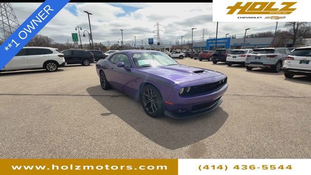 Used 2023 Dodge Challenger R/T w/ Plus Package image 2