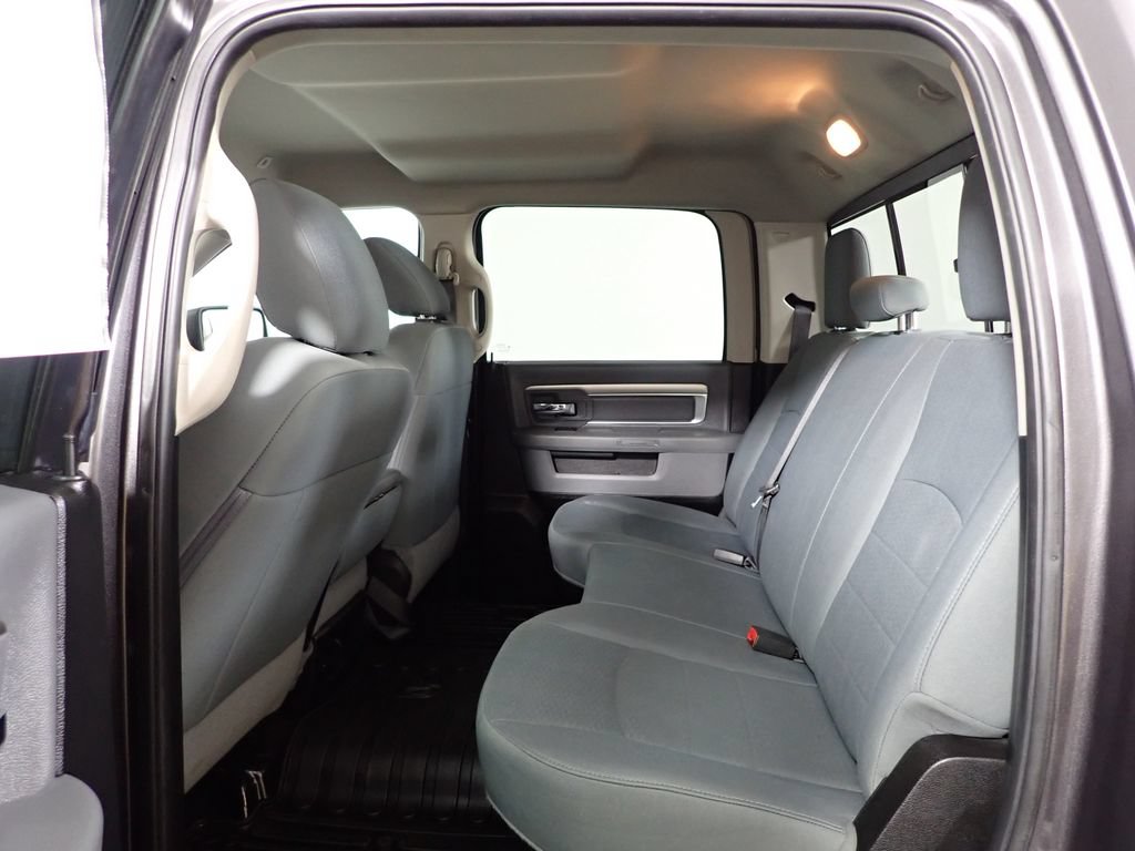 Used 2019 RAM 1500 Classic SLT w/ Protection Group AWD/4WD image 30