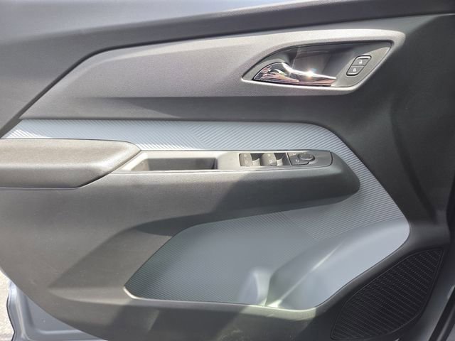 New 2027 Chevrolet Bolt LT w/ Comfort Package FWD image 29