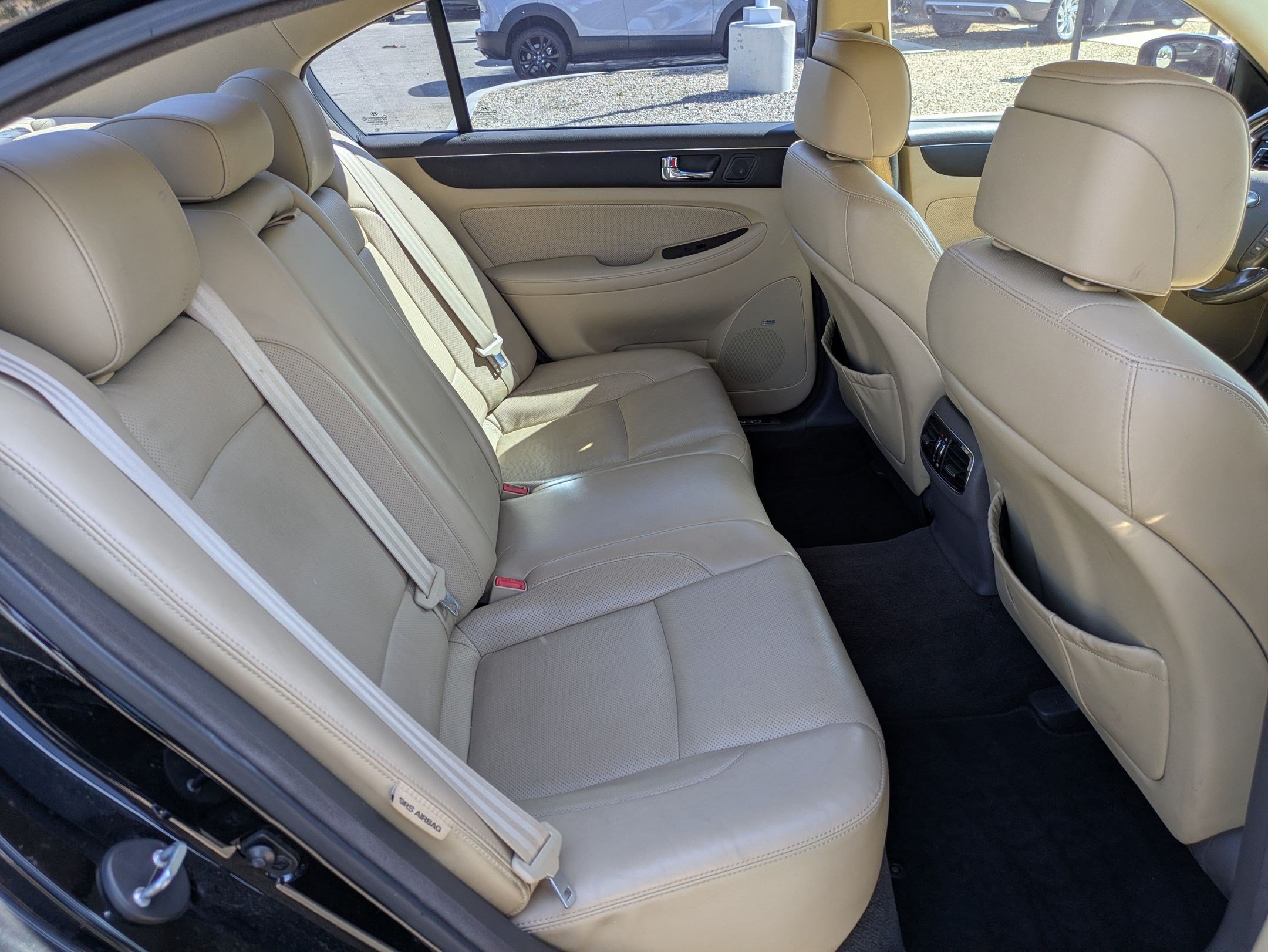 Used 2011 Hyundai Genesis 4.6 RWD image 29