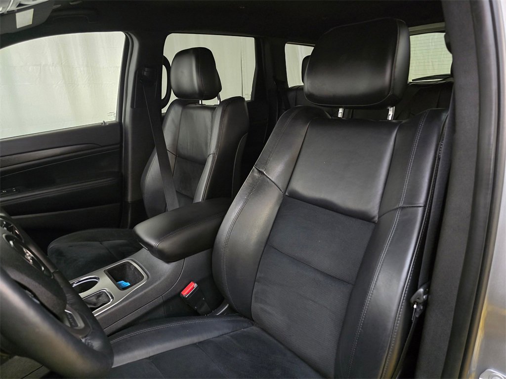 Used 2018 Jeep Grand Cherokee Altitude image 21