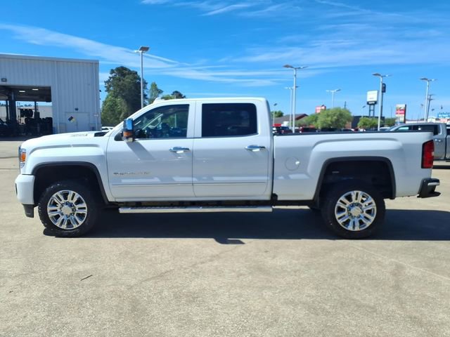 Used 2017 GMC Sierra 2500 Denali w/ Duramax Plus Package image 8