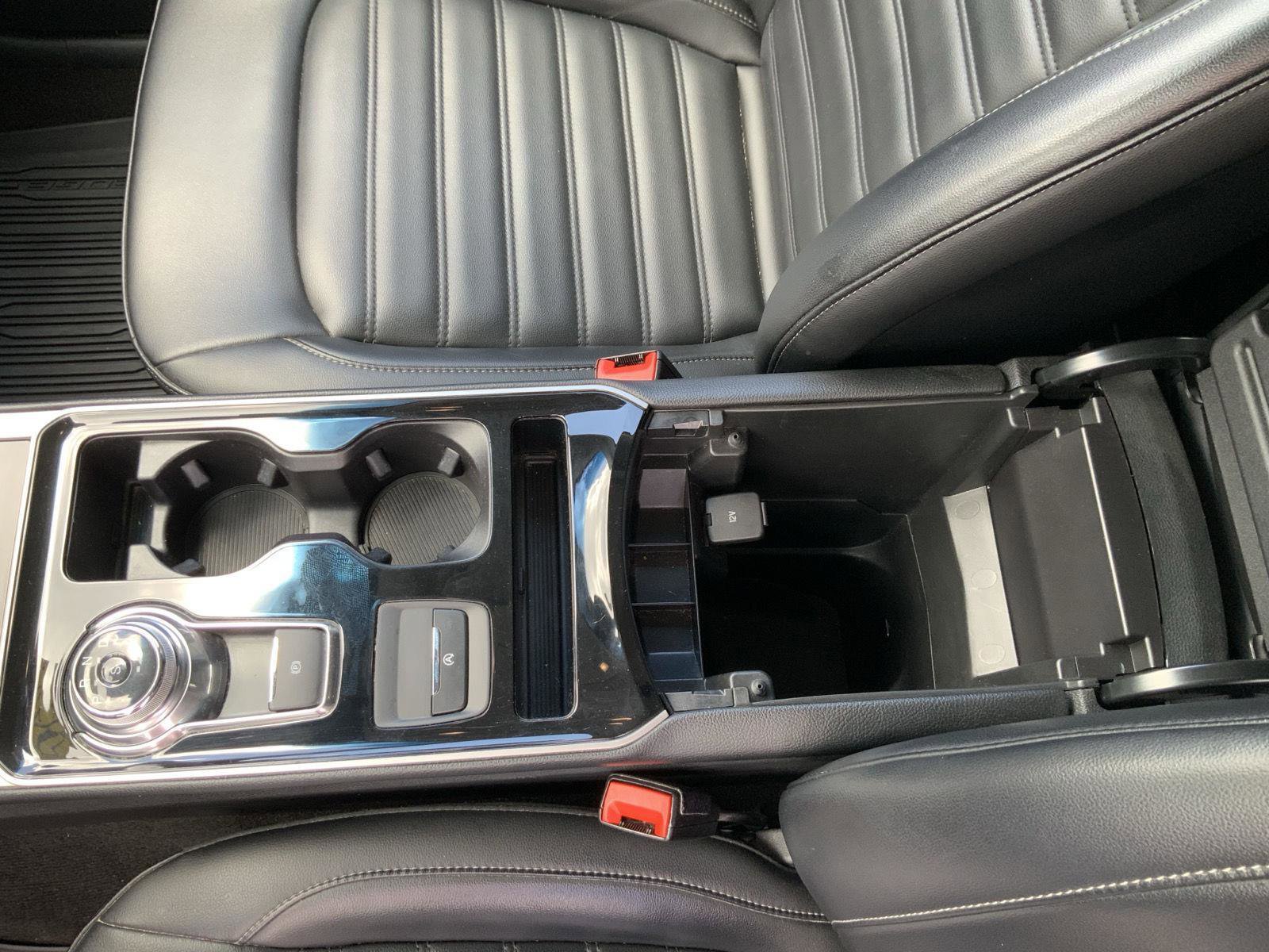 Used 2019 Ford Edge SEL w/ Equipment Group 201A AWD/4WD image 49