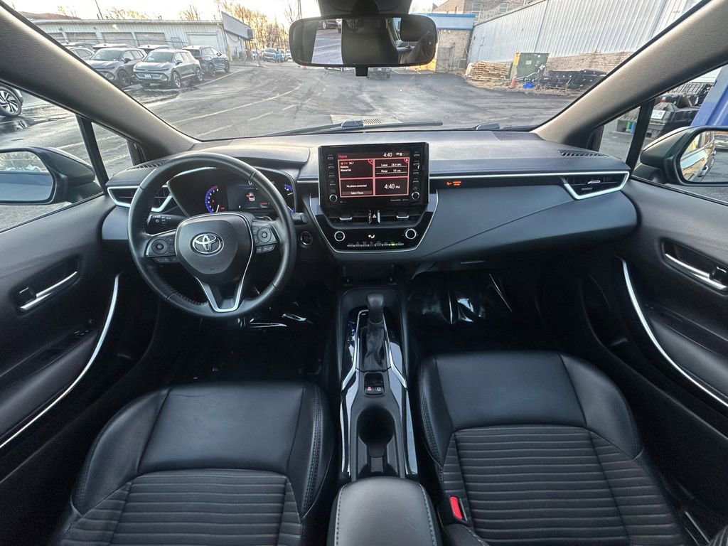 Used 2021 Toyota Corolla XSE image 19