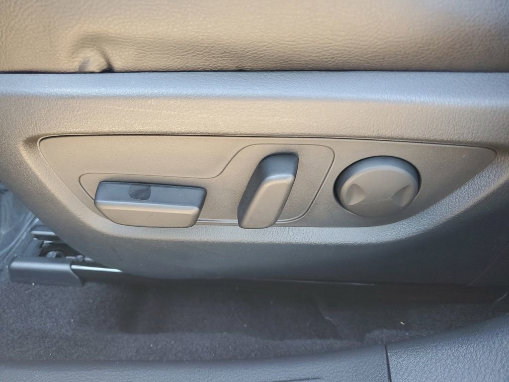 New 2026 MAZDA CX-50 AWD 2.5 S w/ Cargo Package image 17