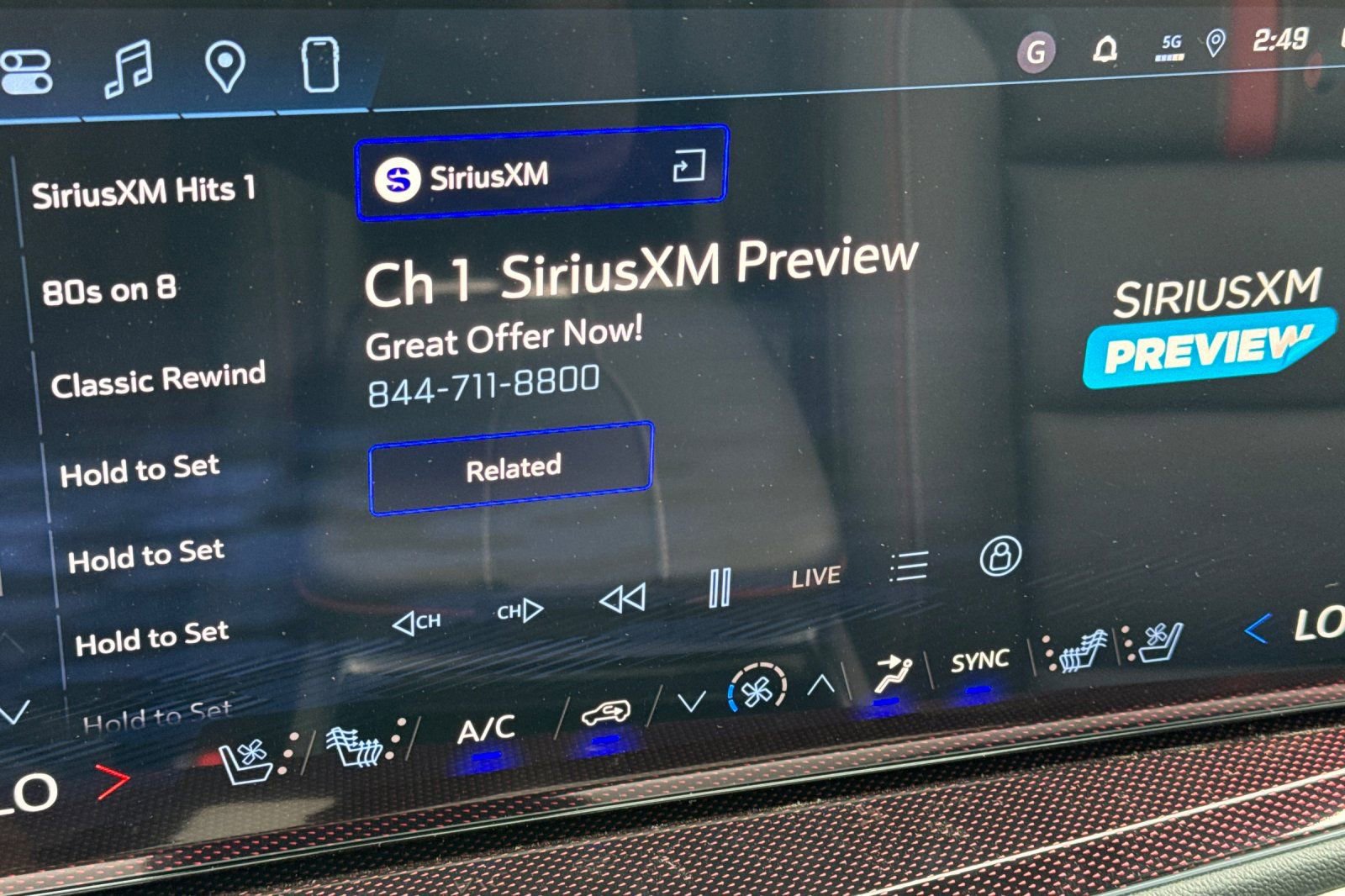 Used 2026 Chevrolet Traverse RS image 18