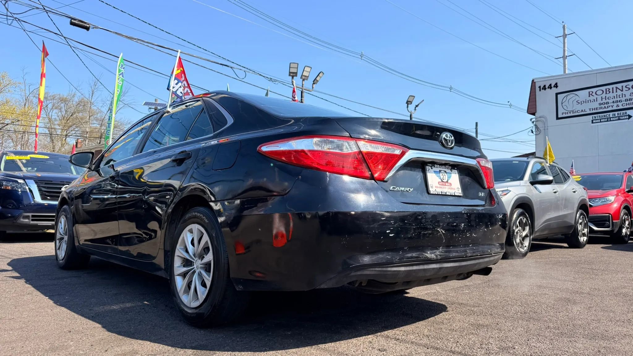 Used 2016 Toyota Camry LE FWD image 8