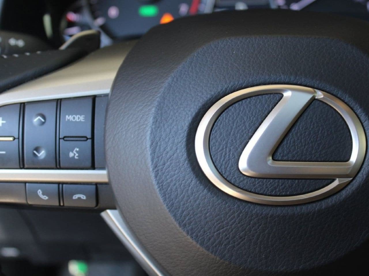 Used 2021 Lexus RX 450h AWD w/ Premium Package image 36
