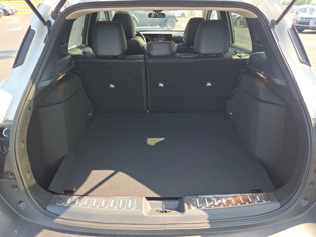 New 2026 Nissan Kicks SR w/ SR Premium Package AWD/4WD image 27