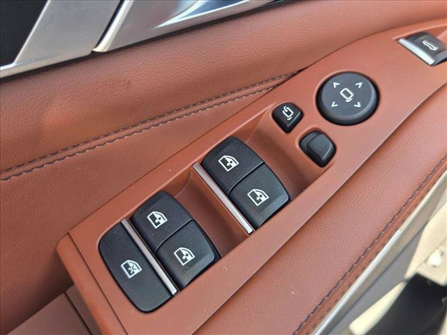 Certified 2025 BMW X5 xDrive50e w/ Executive Package AWD/4WD image 12