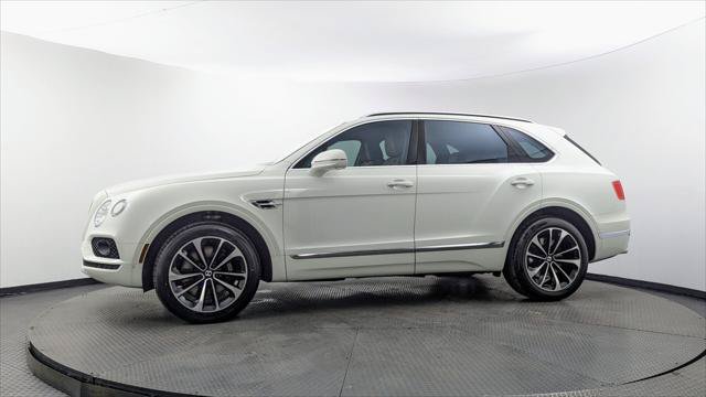 Used 2019 Bentley Bentayga AWD/4WD image 3