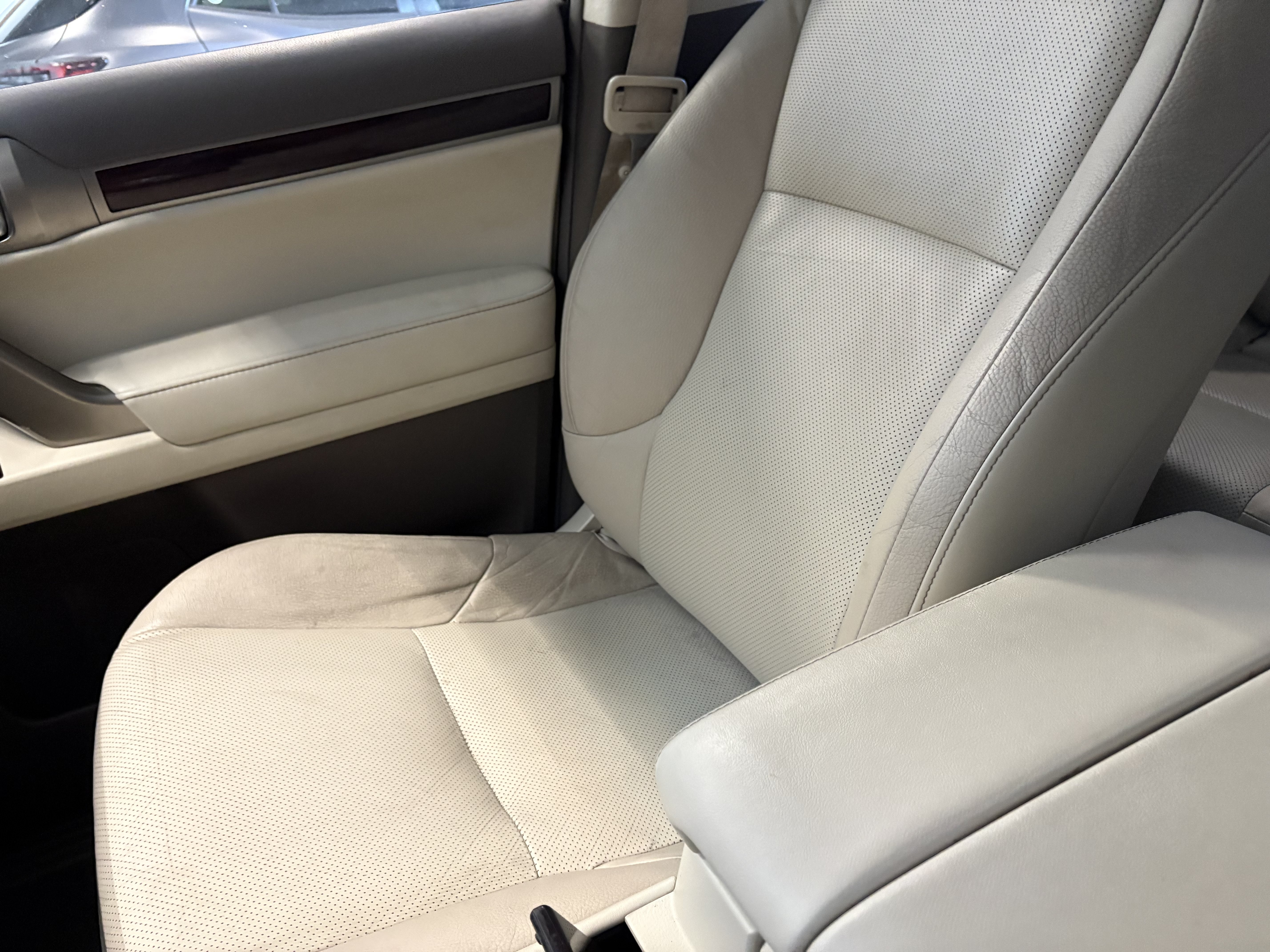 Used 2016 Lexus GX 460 w/ Premium Package AWD/4WD image 21