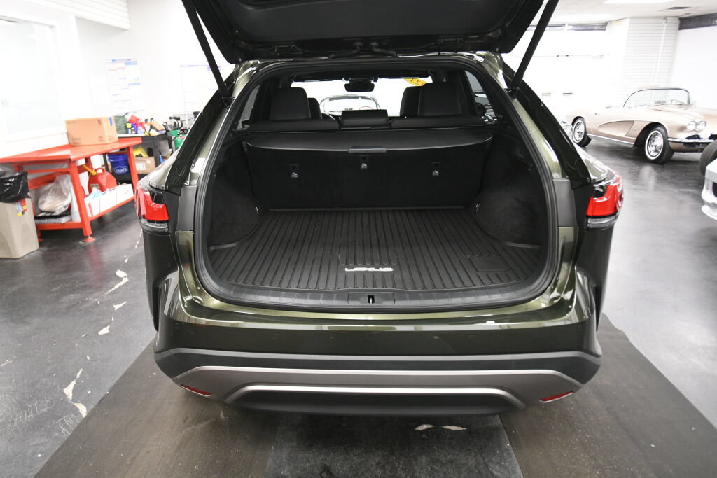 Used 2023 Lexus RX 350 Premium w/ Accessory Package AWD/4WD image 23