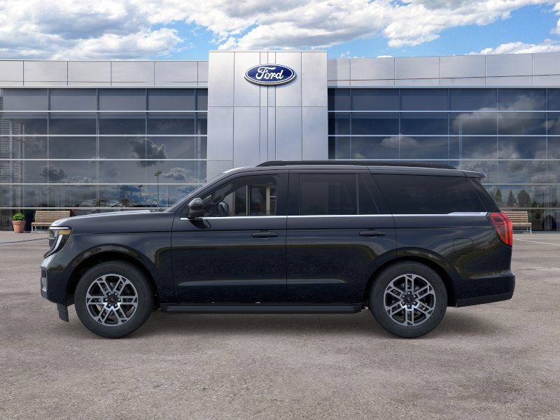 New 2026 Ford Expedition Active RWD image 3