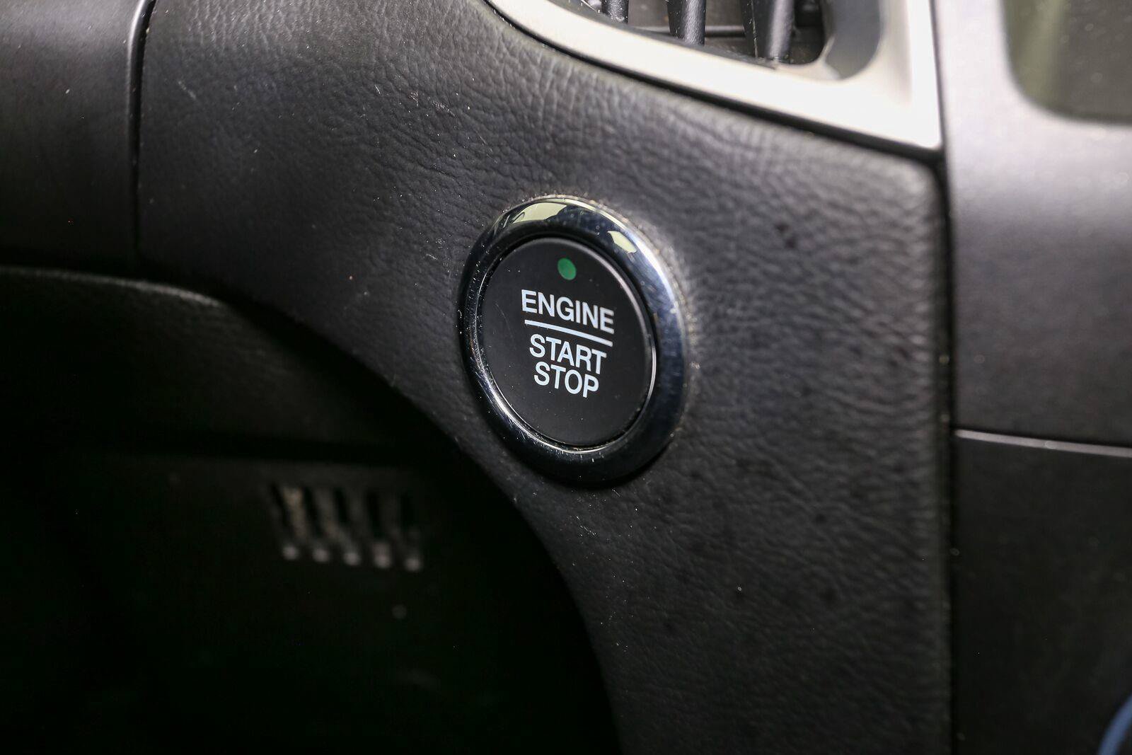 Used 2019 Ford Edge SEL w/ Equipment Group 201A AWD/4WD image 33