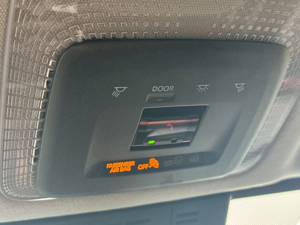 Used 2023 Toyota Prius Prime SE image 28