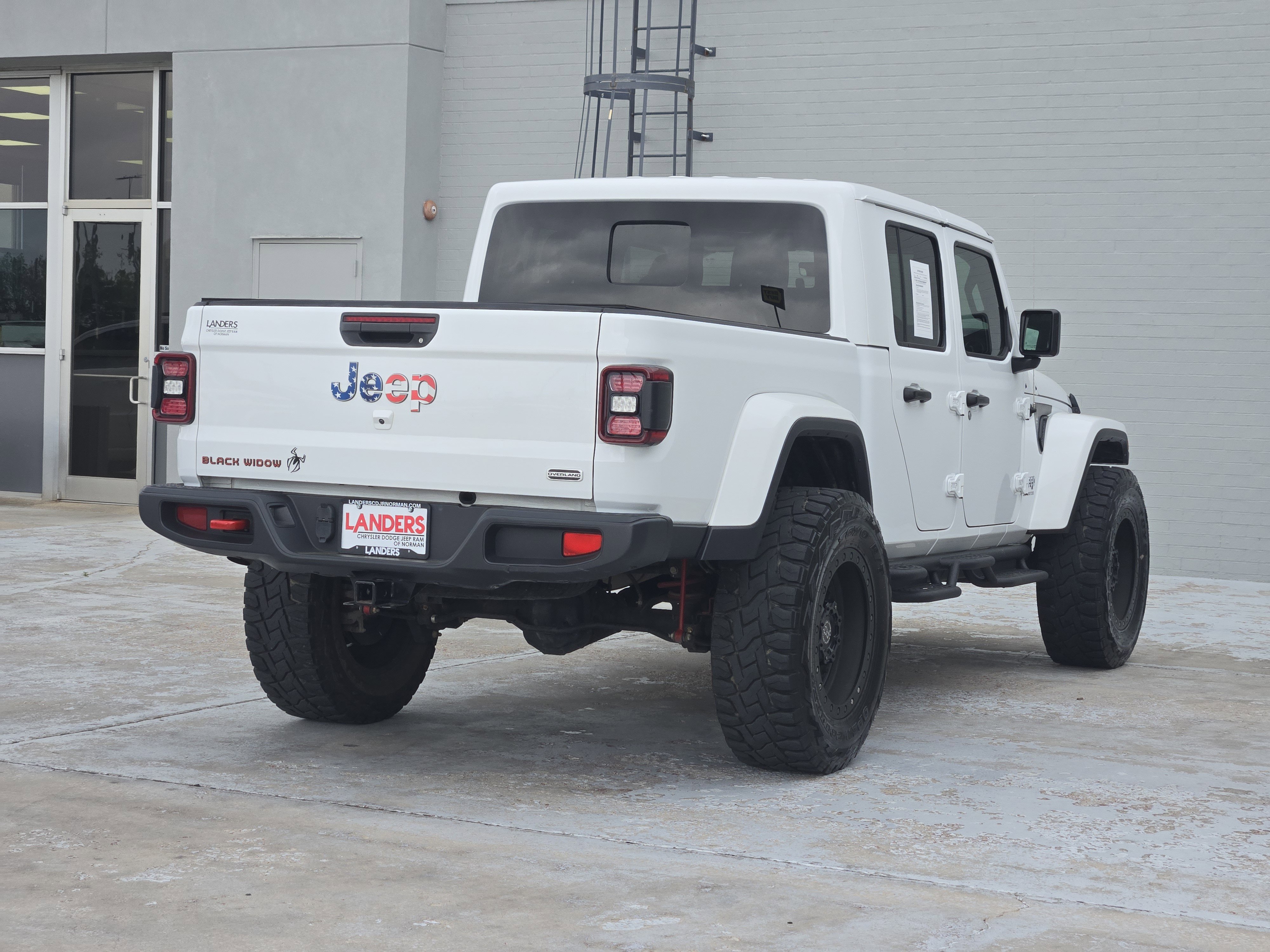 Used 2021 Jeep Gladiator Overland w/ Popular Equipment Package image 8
