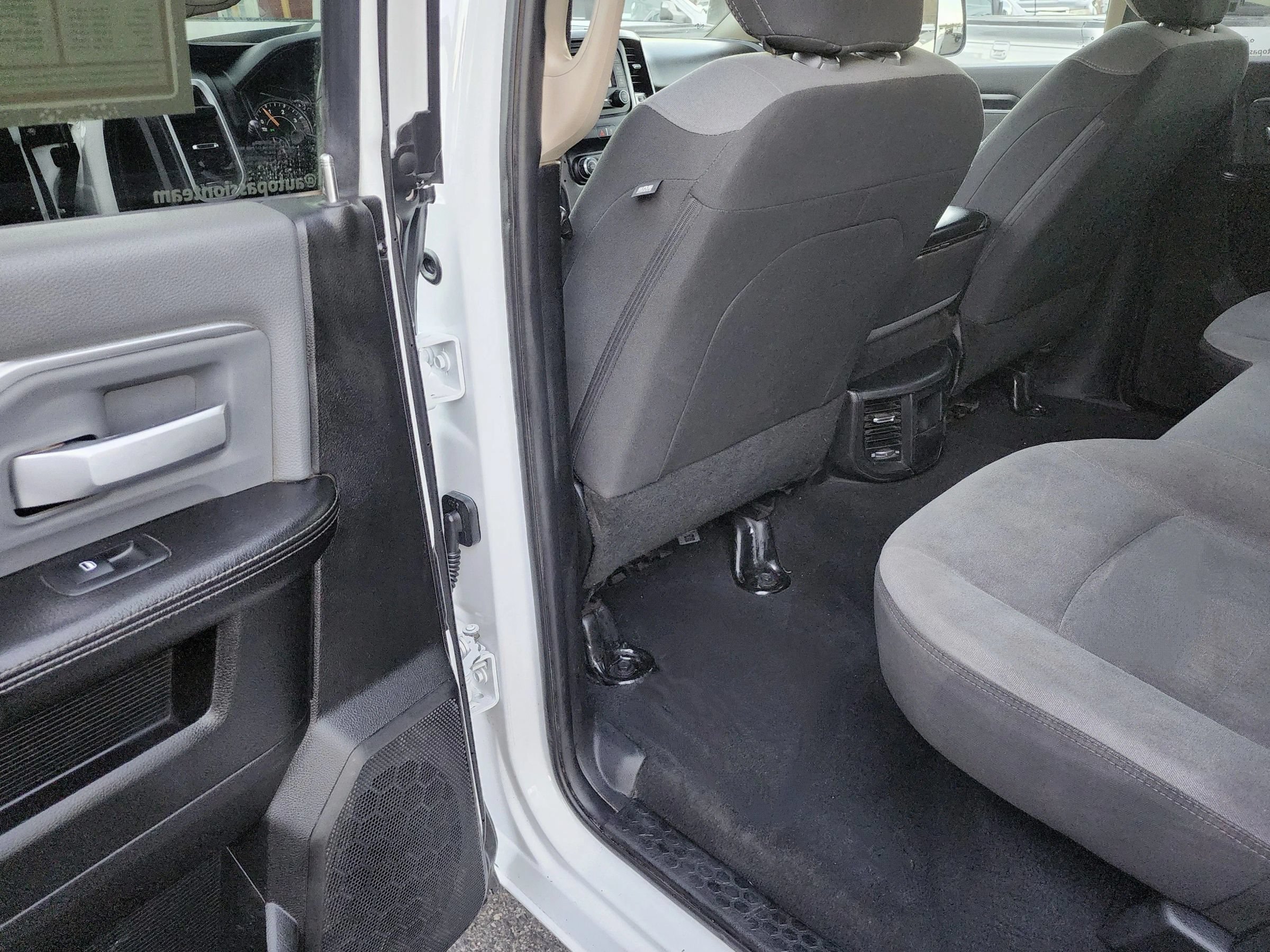 Used 2019 RAM 2500 Big Horn AWD/4WD image 34