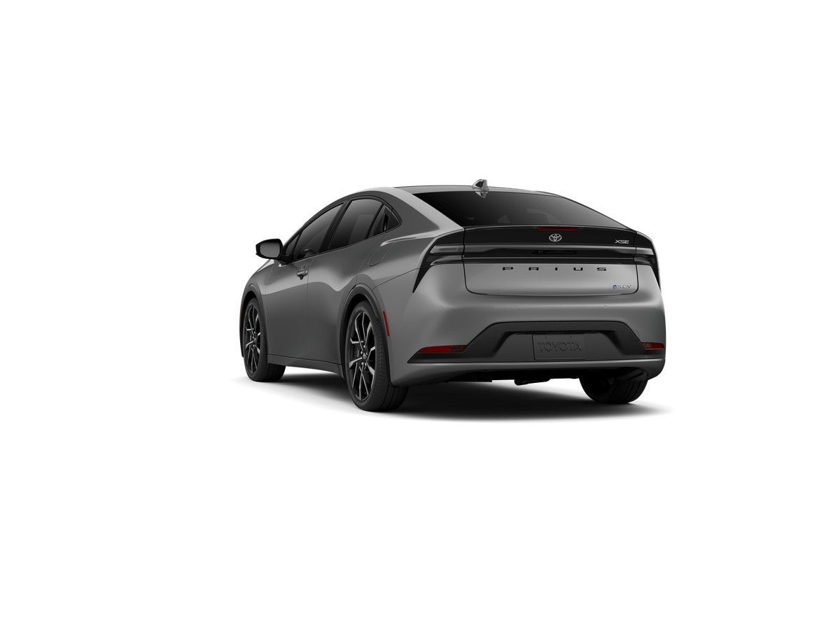 New 2027 Toyota Prius Plug-In Hybrid FWD image 7