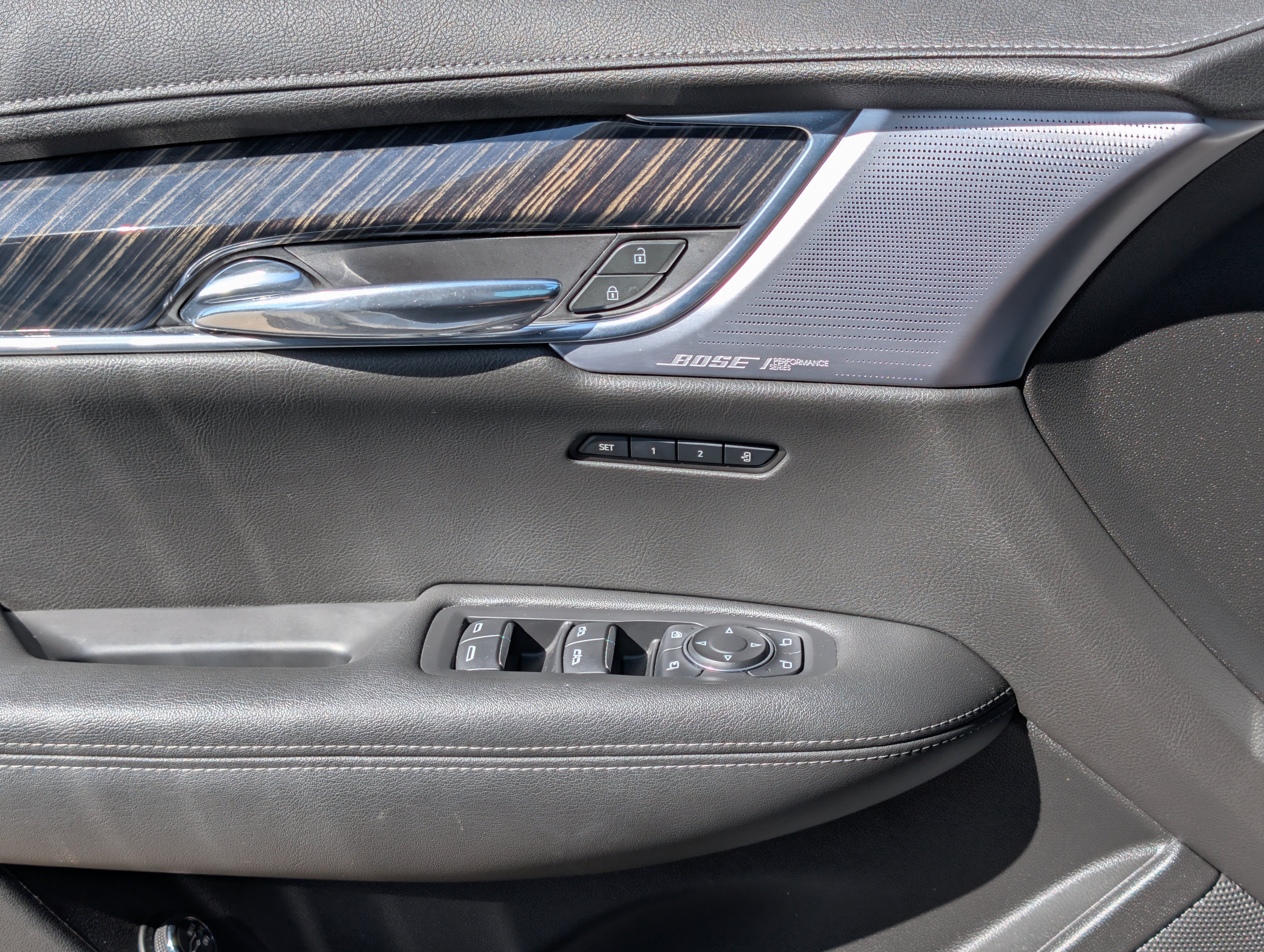 Used 2020 Cadillac XT6 Premium Luxury FWD image 26