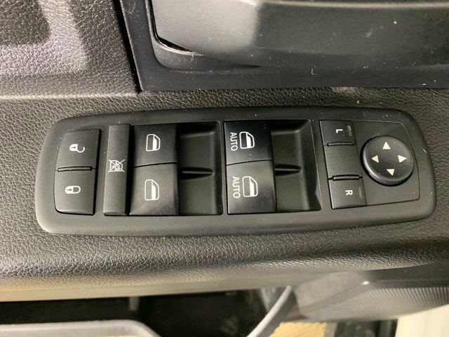 Used 2018 RAM 2500 Tradesman w/ Chrome Appearance Group image 30