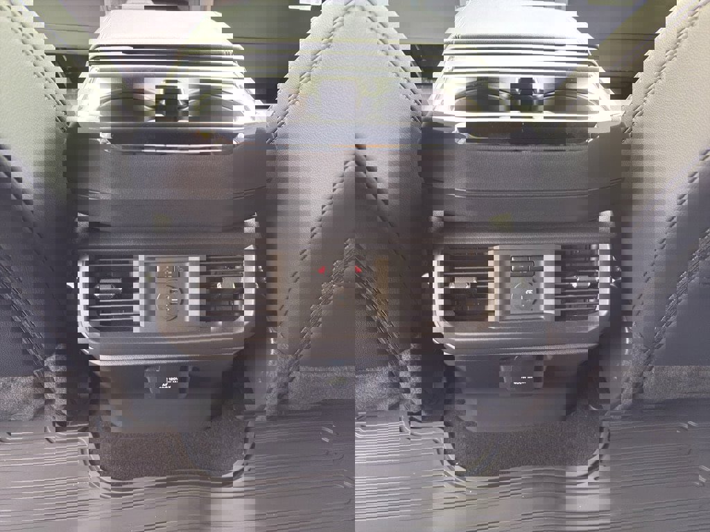 New 2025 Ford F150 Lariat w/ Equipment Group 502A High image 23