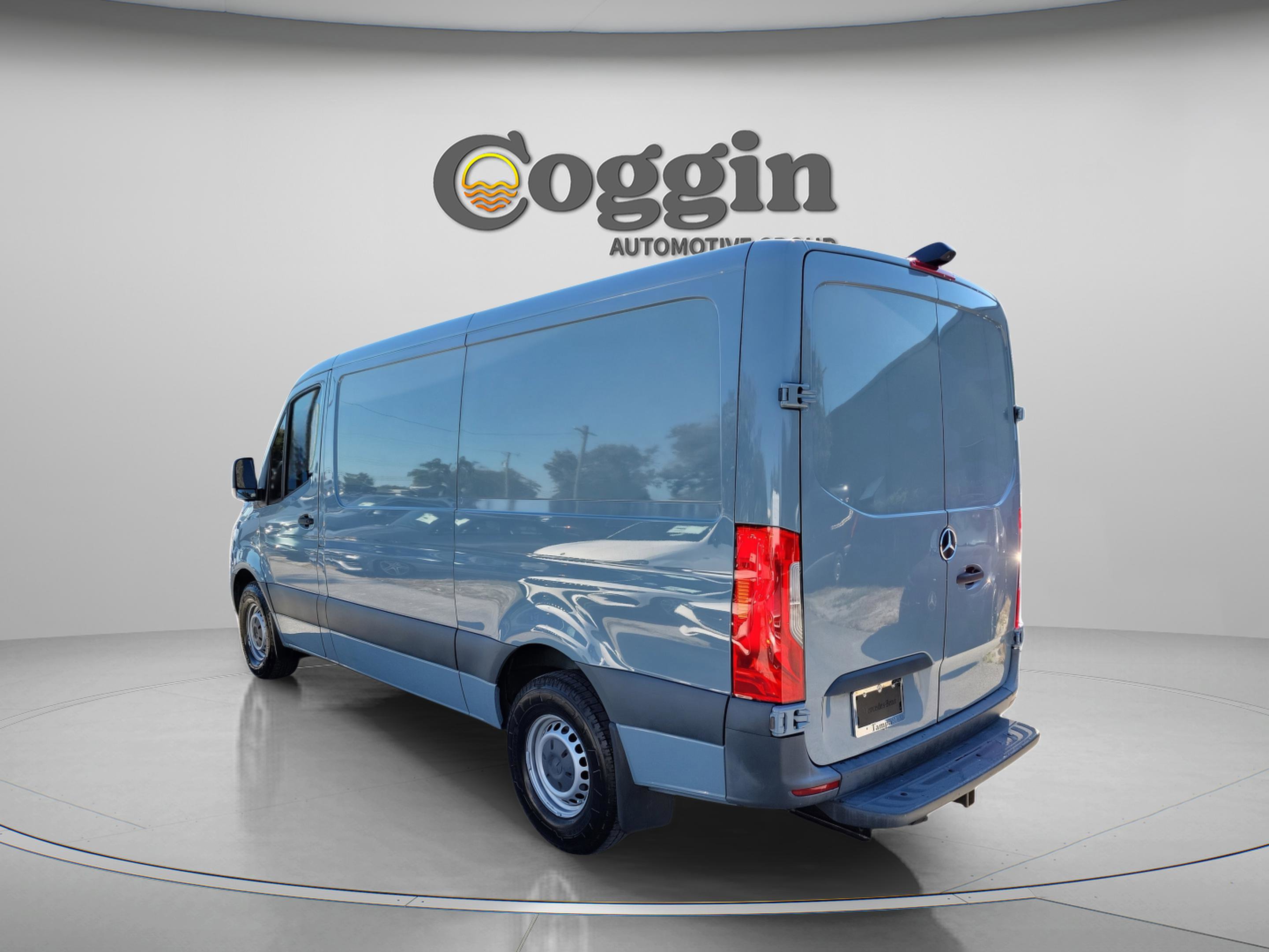 Used 2021 Mercedes-Benz Sprinter 144 Cargo image 2