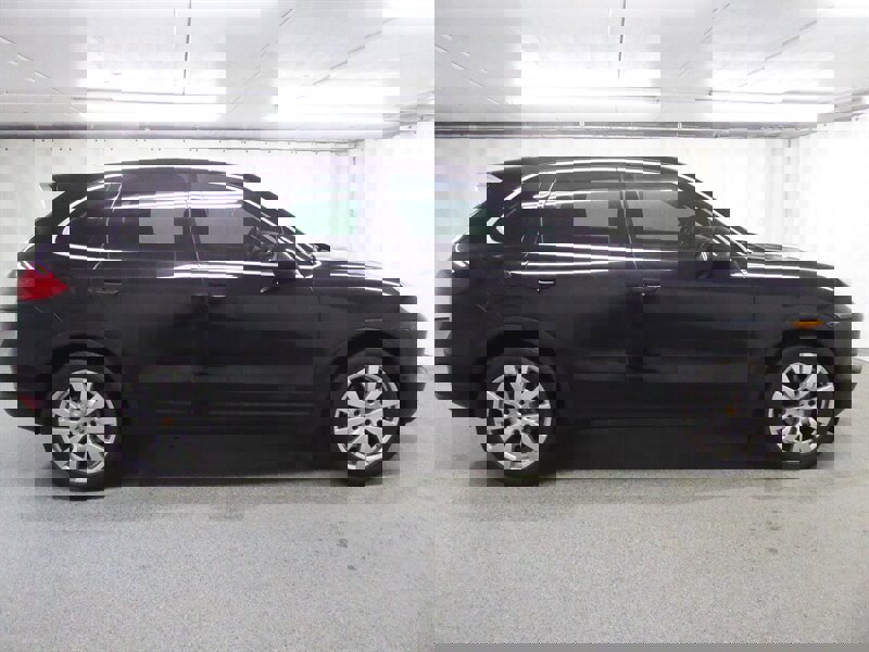 Used 2014 Porsche Cayenne AWD/4WD image 8