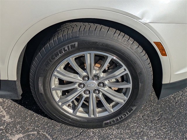 Used 2018 Cadillac XT5 Luxury w/ Driver Awareness Package image 10